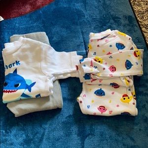 Baby Shark pajamas set